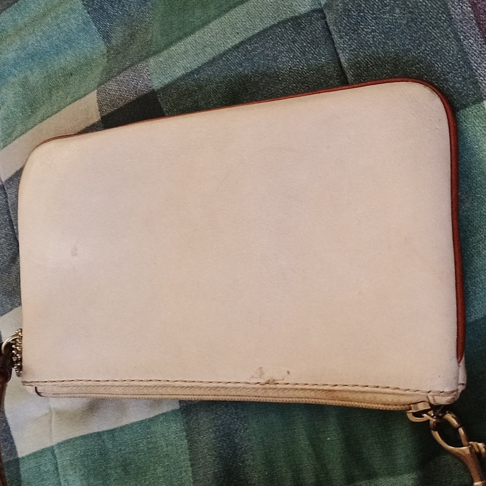 COACH White Saddle Leather Wristlet F40873 SWTSD Buckle Flap Clutch - Picture 9 of 9
